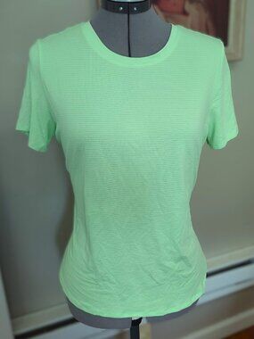 Vively Active Tee